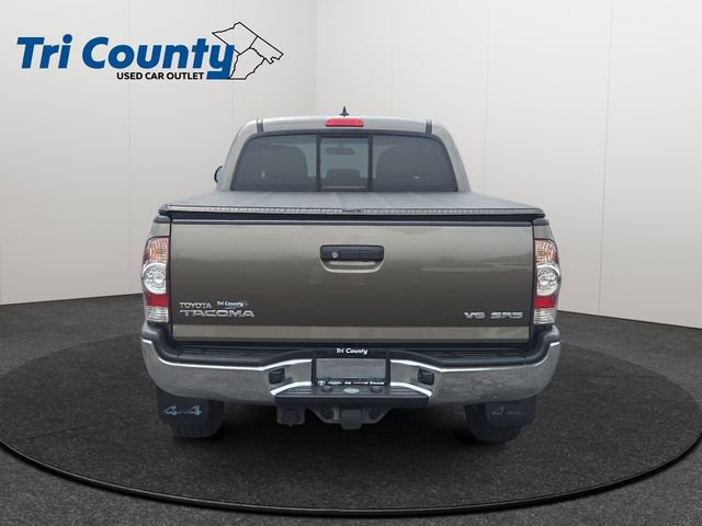 Used 2015 Toyota Tacoma 4x4 Double Cab w/ SR5 Package image 7