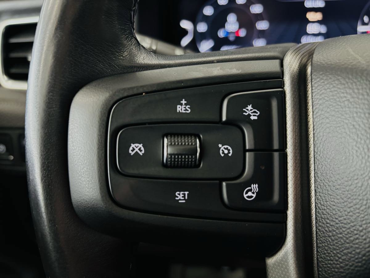 Used 2022 GMC Yukon Denali AWD/4WD image 38