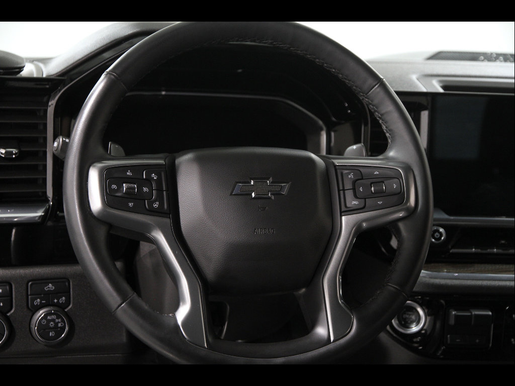 Used 2024 Chevrolet Silverado 1500 LT Trail Boss w/ Convenience Package II image 8