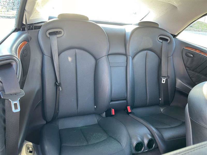 Used 2004 Mercedes-Benz CLK 320 image 10