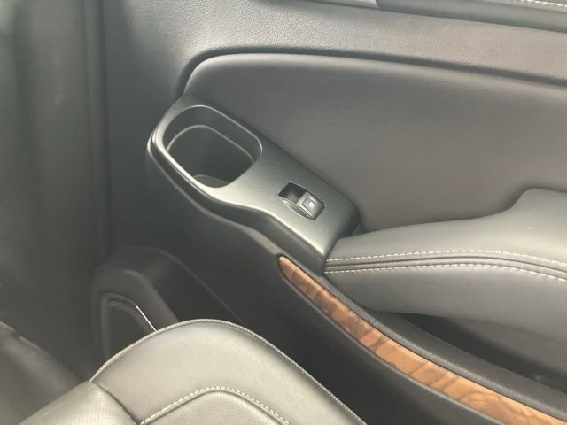 Used 2020 GMC Yukon XL Denali w/ Open Road Package image 34