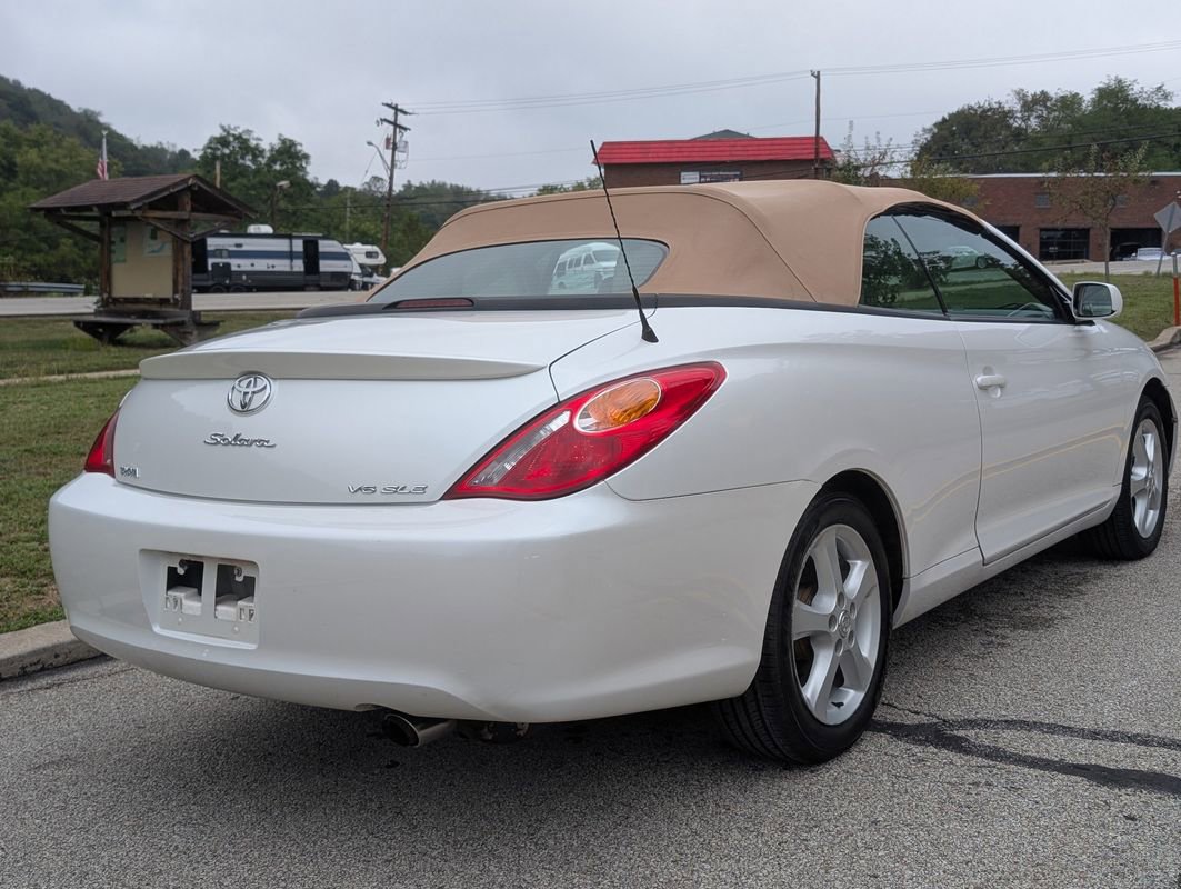 Used 2006 Toyota Solara SLE image 6