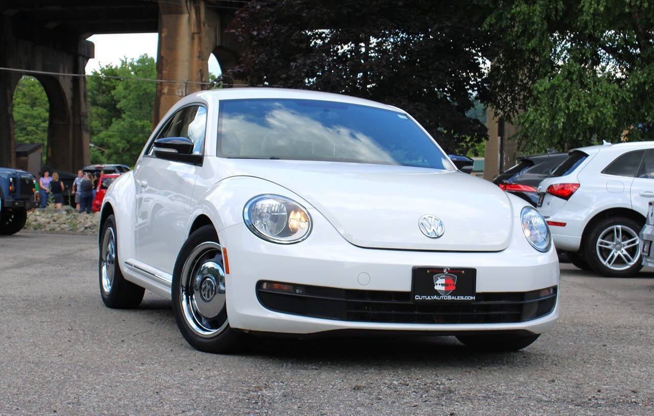 Used 2012 Volkswagen Beetle 2.5 FWD image 1