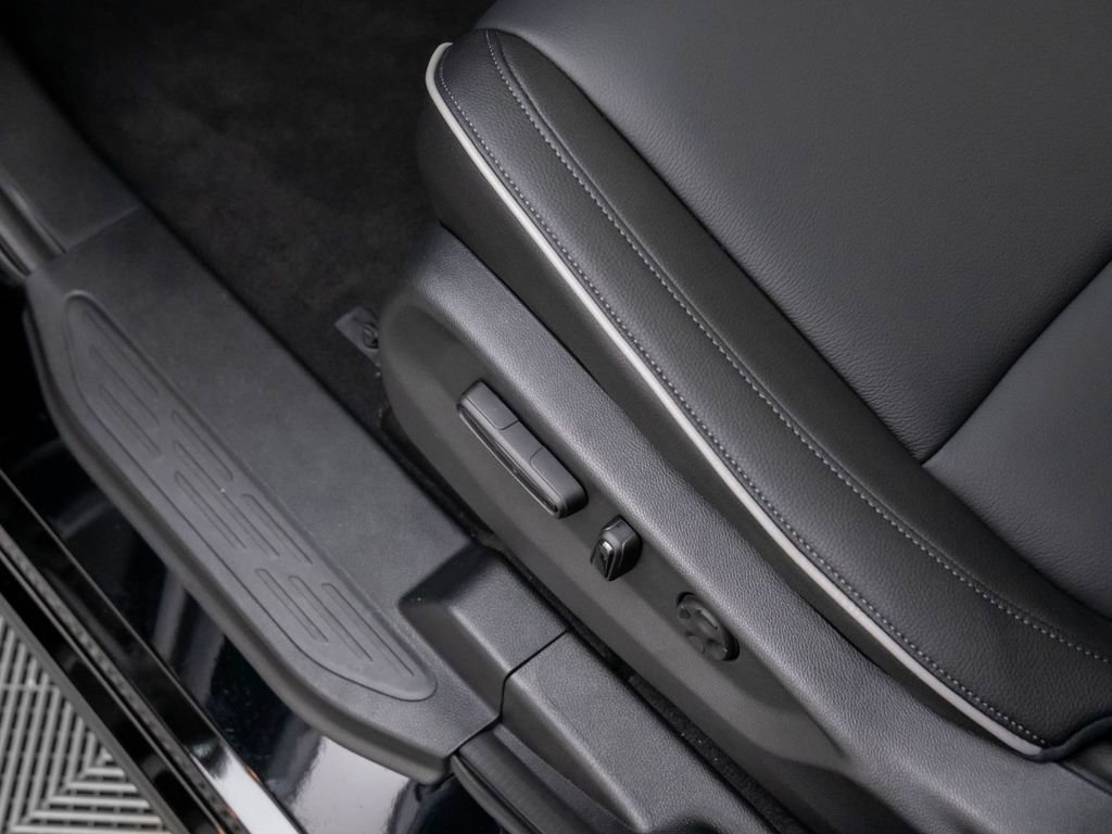 New 2026 Honda Odyssey Touring image 15
