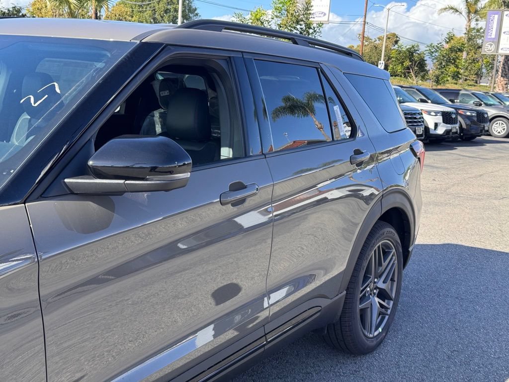 New 2026 Ford Explorer ST w/ Sun And Sound Package AWD/4WD image 9
