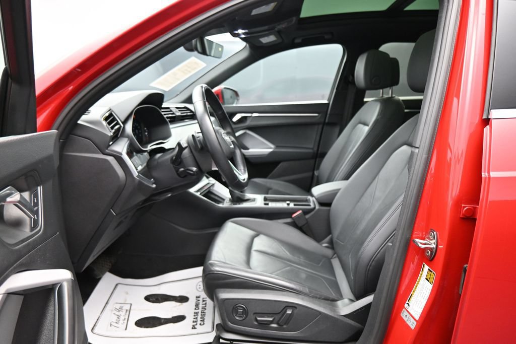 Used 2024 Audi Q3 2.0T Premium AWD/4WD image 9