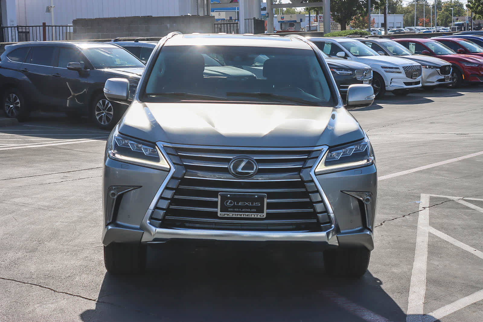 Used 2018 Lexus LX 570 4WD image 6