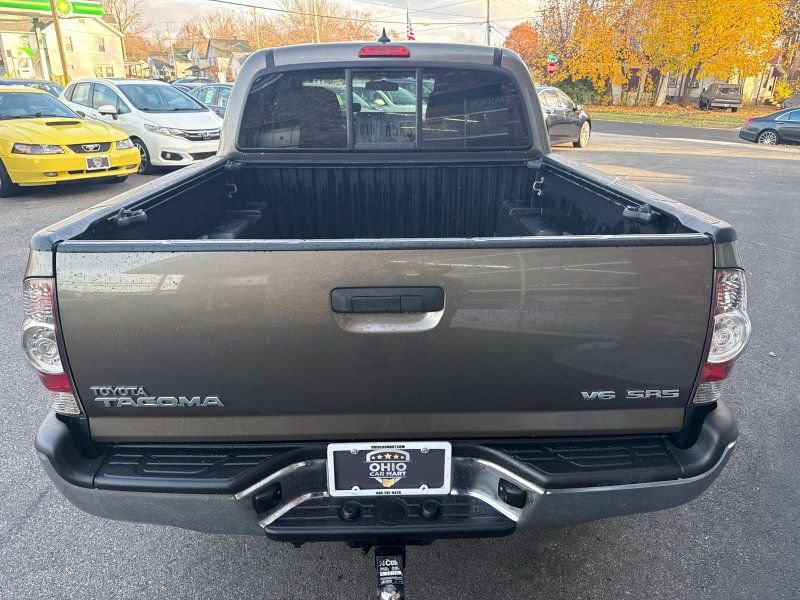 Used 2014 Toyota Tacoma 4x4 Double Cab image 6