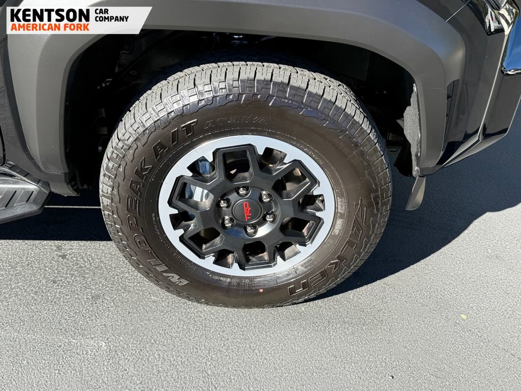 Used 2025 Toyota 4Runner TRD Off-Road image 16