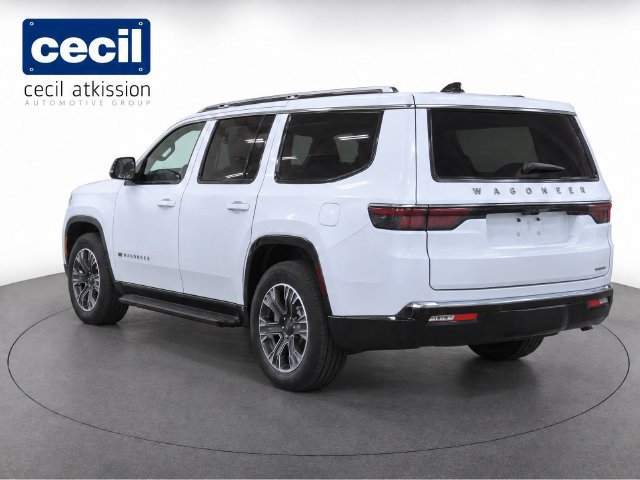 Used 2024 Jeep Wagoneer L Series II RWD image 17
