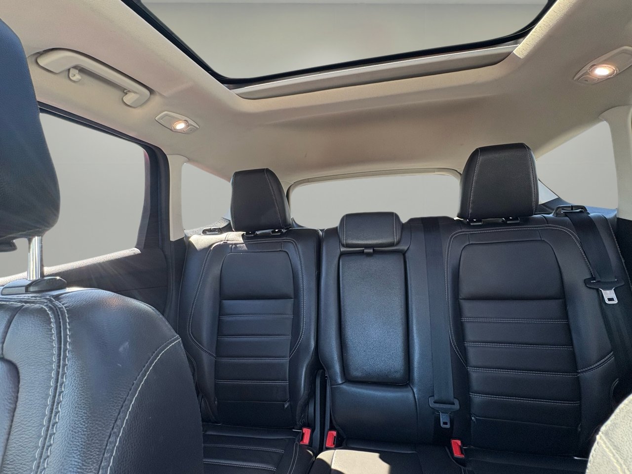 Used 2018 Ford Escape SEL w/ Ford Safe & Smart Package image 33