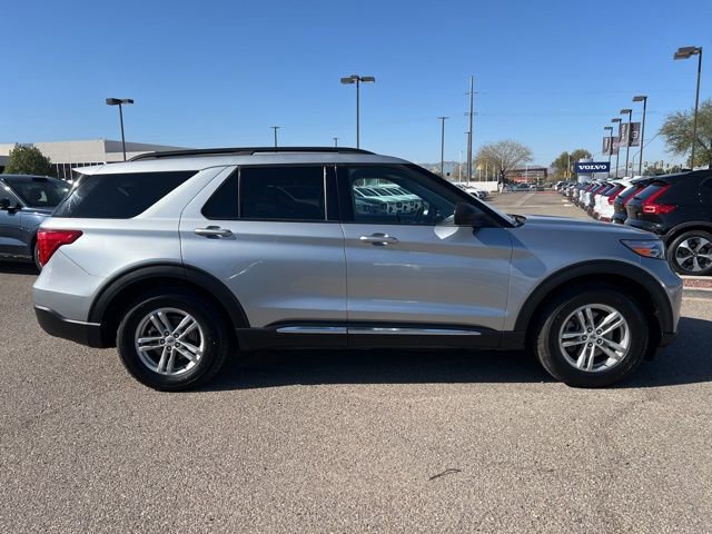 Used 2023 Ford Explorer XLT w/ Equipment Group 202A image 2