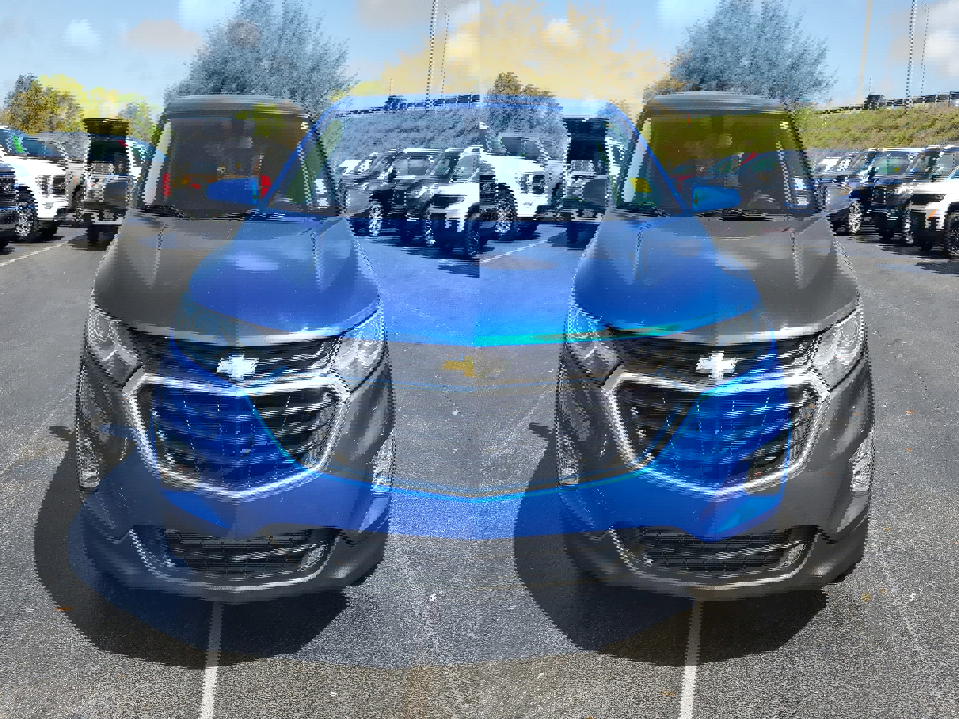 Used 2019 Chevrolet Equinox LT image 2