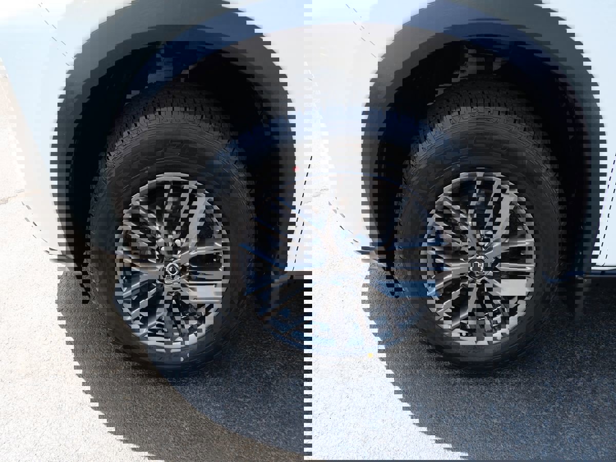 Used 2021 Nissan Rogue S image 35