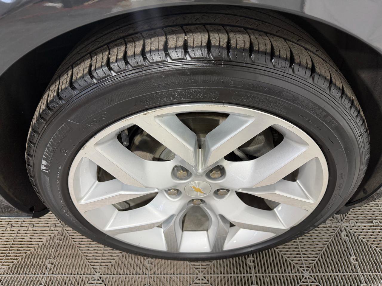 Used 2015 Chevrolet Impala LTZ image 11