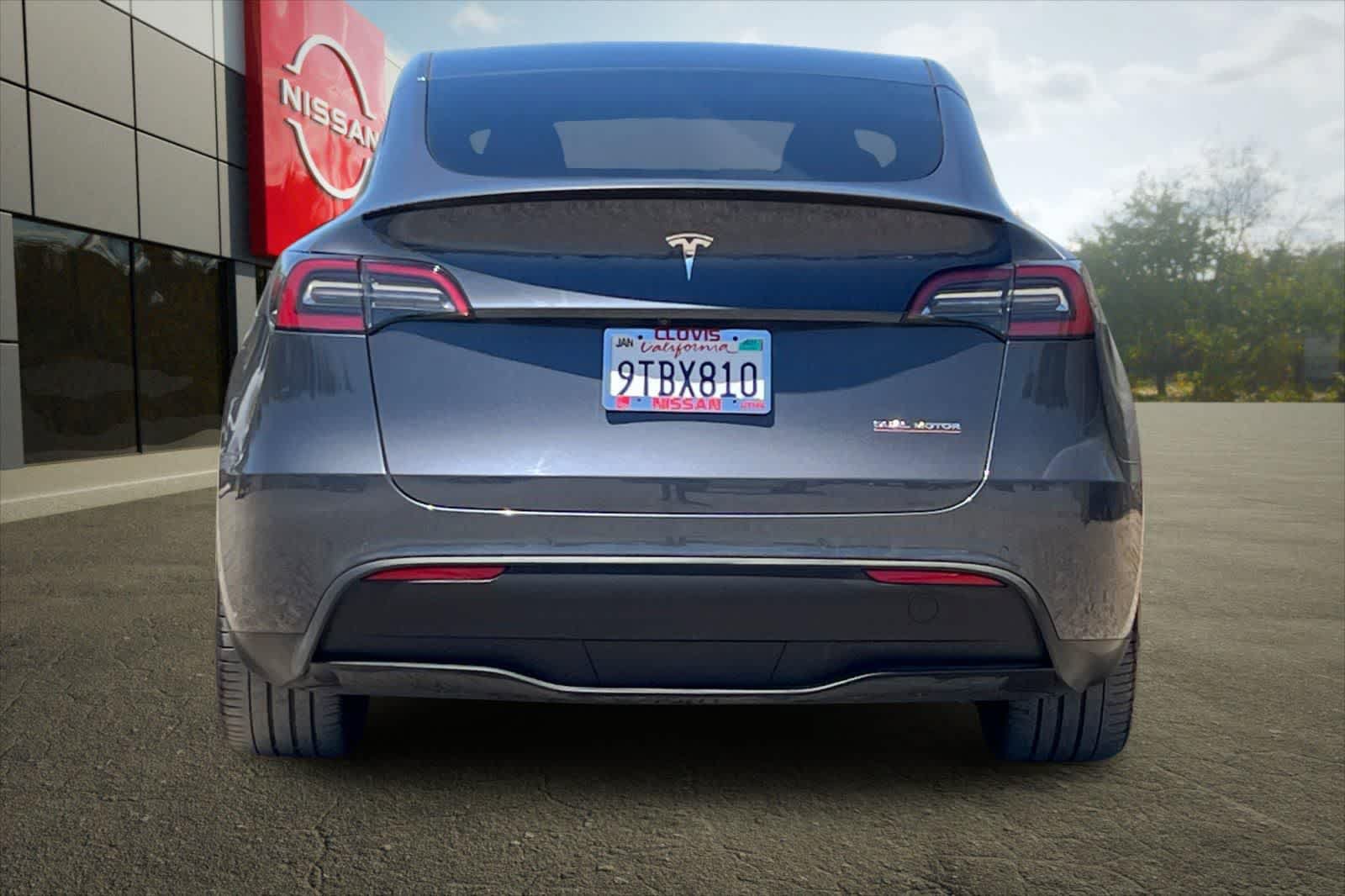 Used 2022 Tesla Model Y Performance AWD/4WD image 8