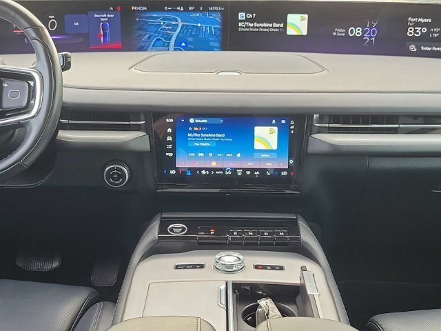 Certified 2025 Lincoln Navigator Reserve AWD/4WD image 23