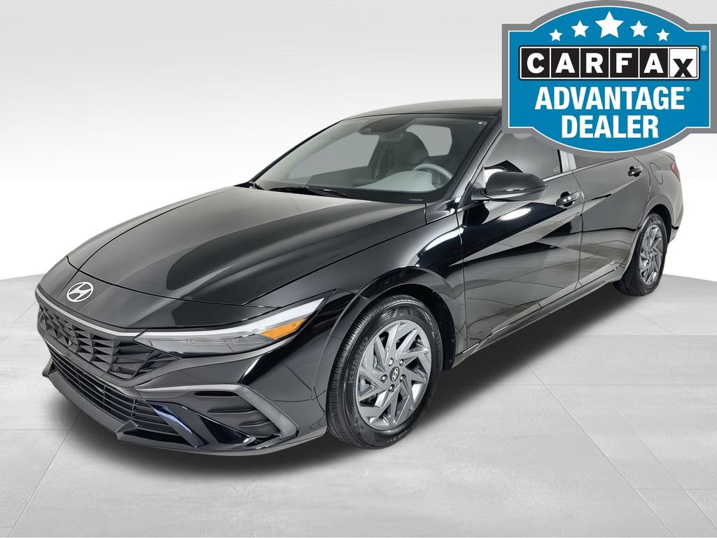 Certified 2025 Hyundai Elantra Hybrid FWD image 1