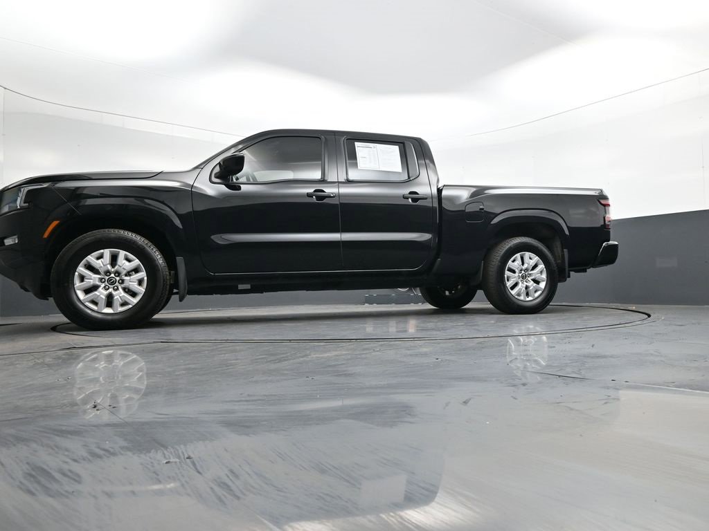 Used 2024 Nissan Frontier SV image 37