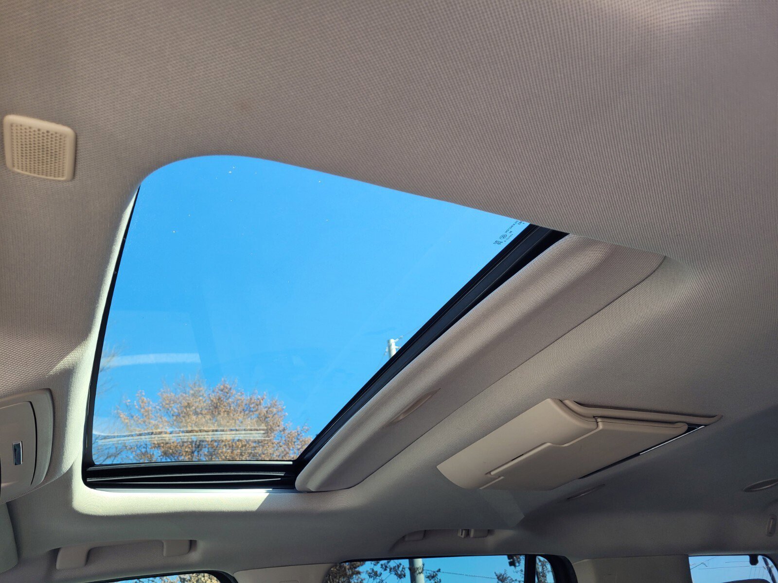 Used 2020 GMC Yukon SLT w/ Premium Edition image 17