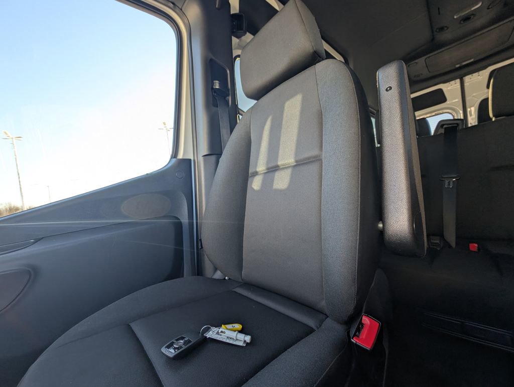 Used 2024 Mercedes-Benz Sprinter 2500 image 14
