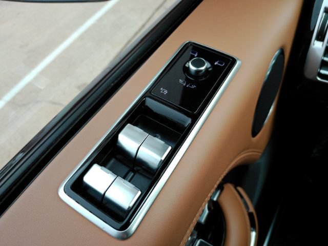 Used 2021 Land Rover Range Rover Autobiography AWD/4WD image 44