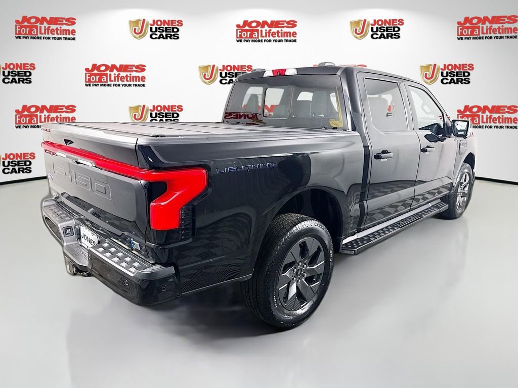 Used 2023 Ford F150 Lightning Lariat AWD/4WD image 17