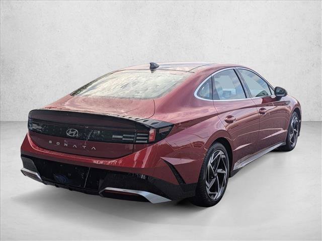 Used 2024 Hyundai Sonata SEL w/ Convenience Package FWD image 5
