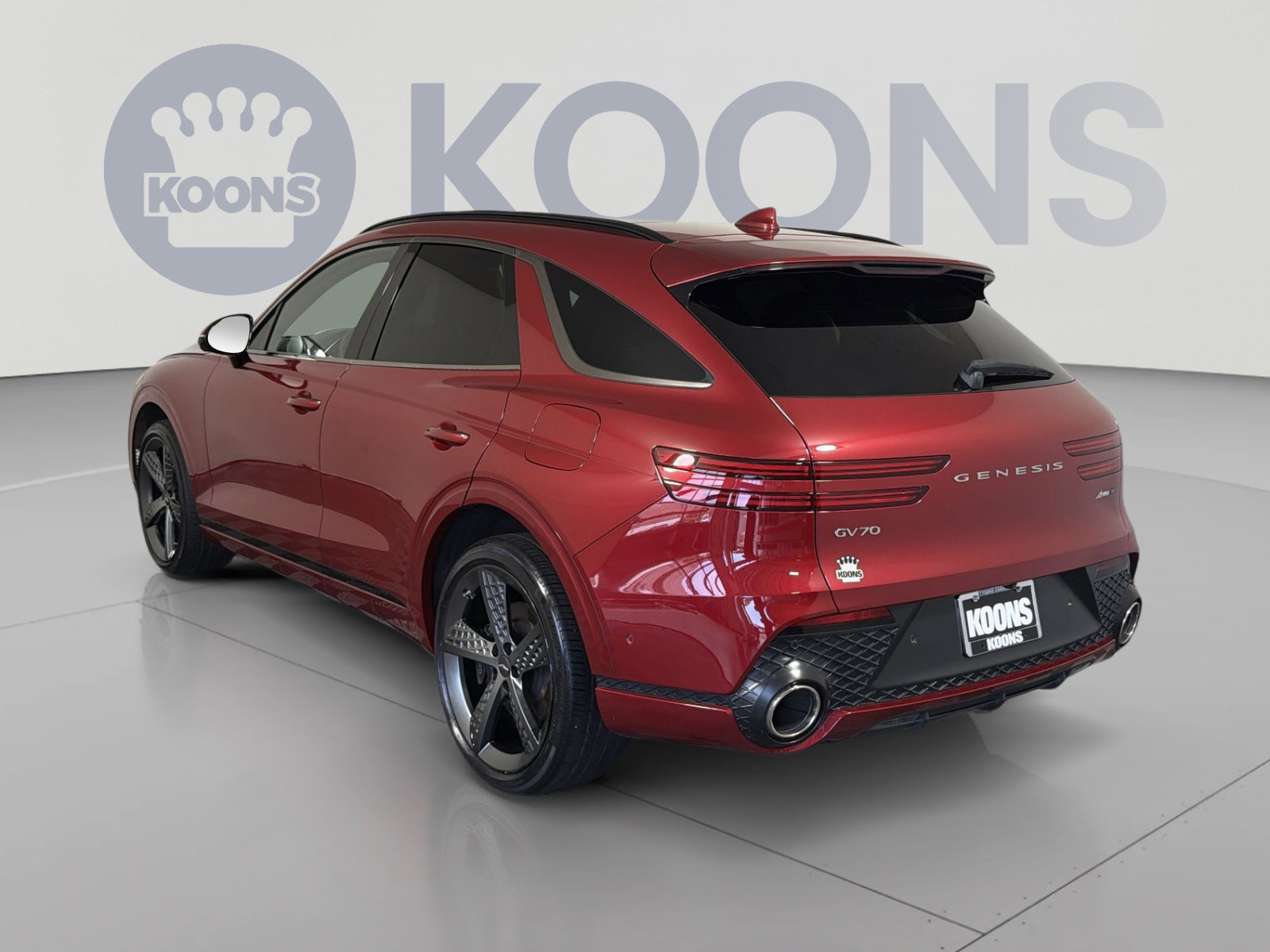 Used 2023 Genesis GV70 3.5T Sport w/ Sport Prestige Package AWD/4WD image 4