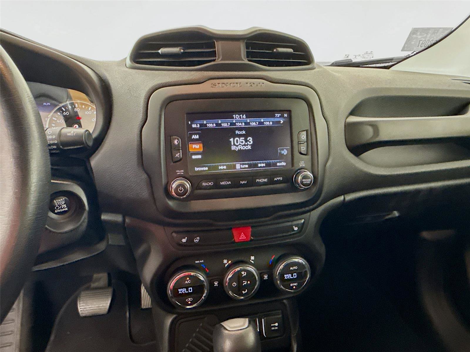 Used 2017 Jeep Renegade Limited FWD image 8