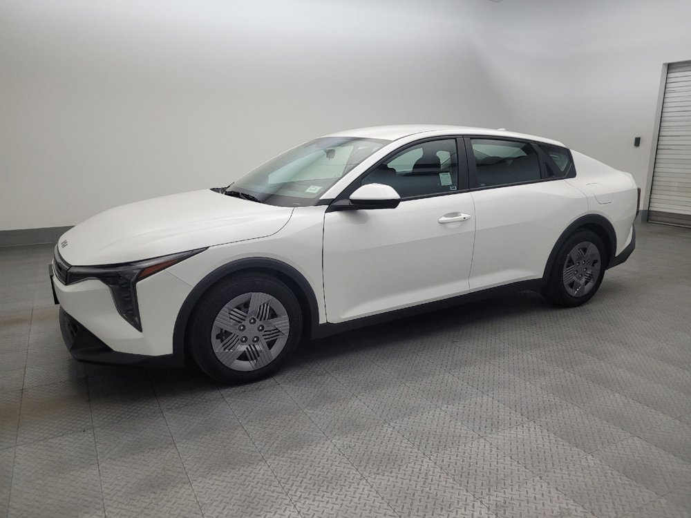 Used 2025 Kia K4 LX FWD image 2
