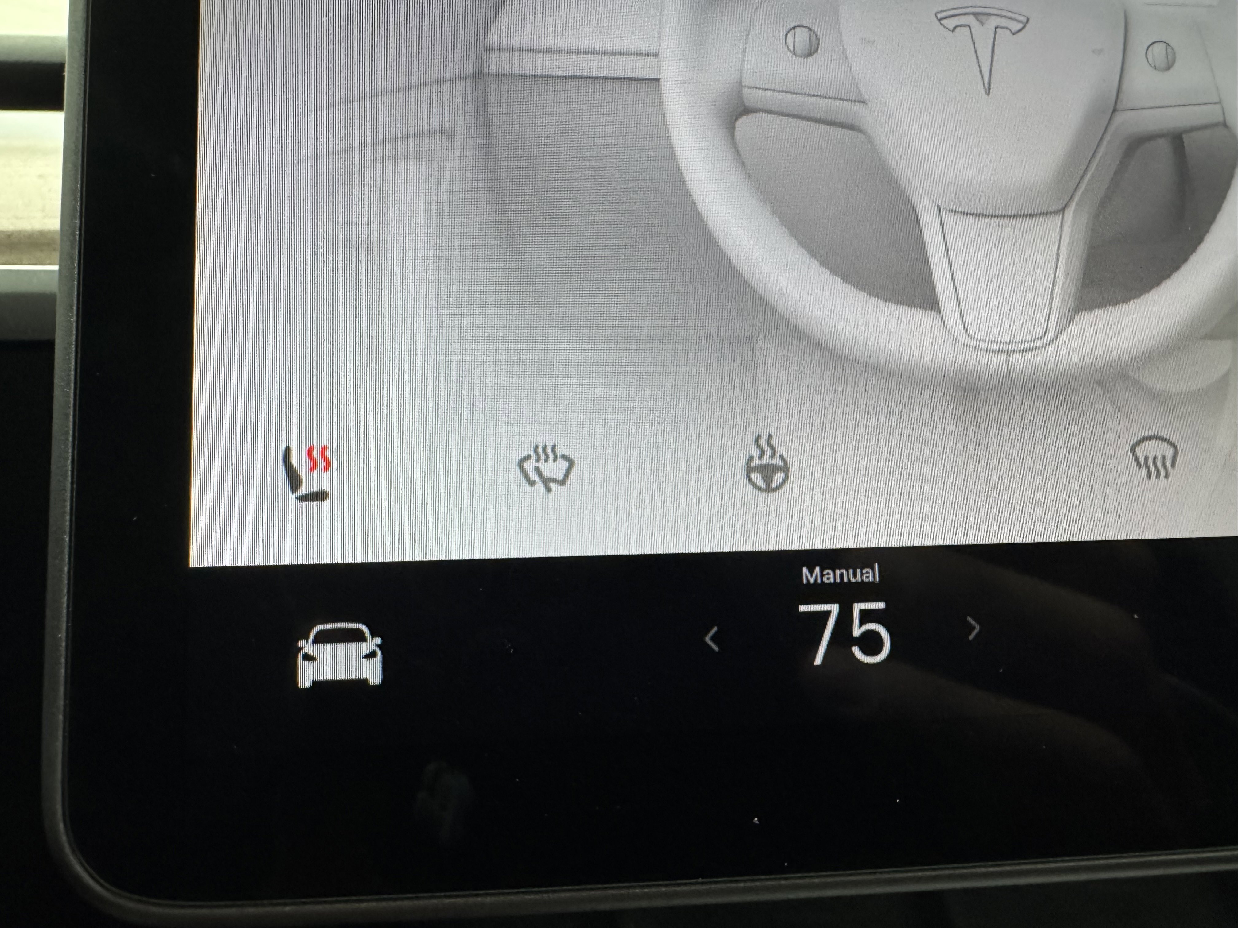 Used 2024 Tesla Model Y Long Range AWD/4WD image 12