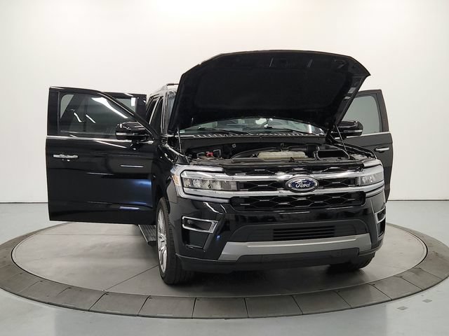 Used 2023 Ford Expedition Limited RWD image 11