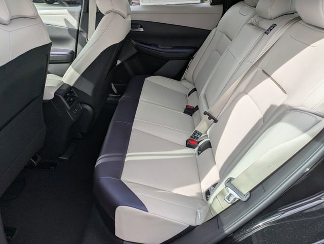 New 2026 Nissan Leaf SV+ w/ Floor Mat Package (SV+) FWD image 24