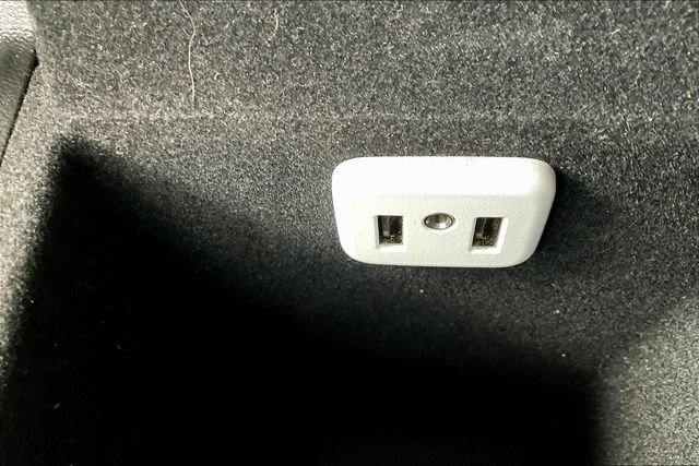 Used 2017 Cadillac XT5 Luxury w/ Driver Awareness Package image 33