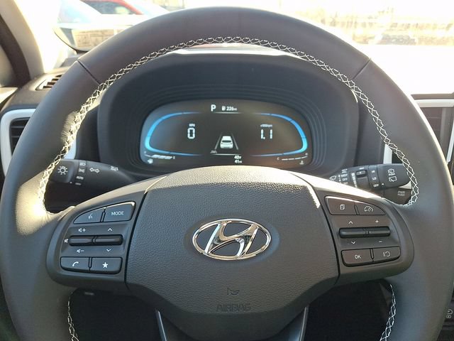 New 2026 Hyundai Venue SEL FWD image 15