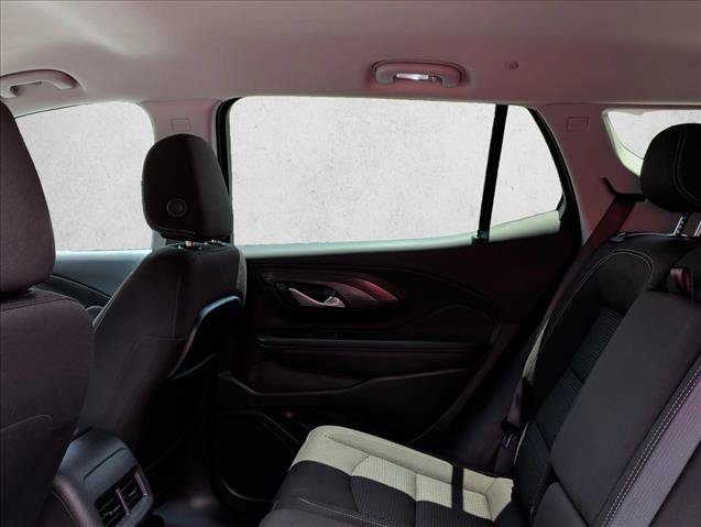 Used 2024 GMC Terrain SLE FWD image 17