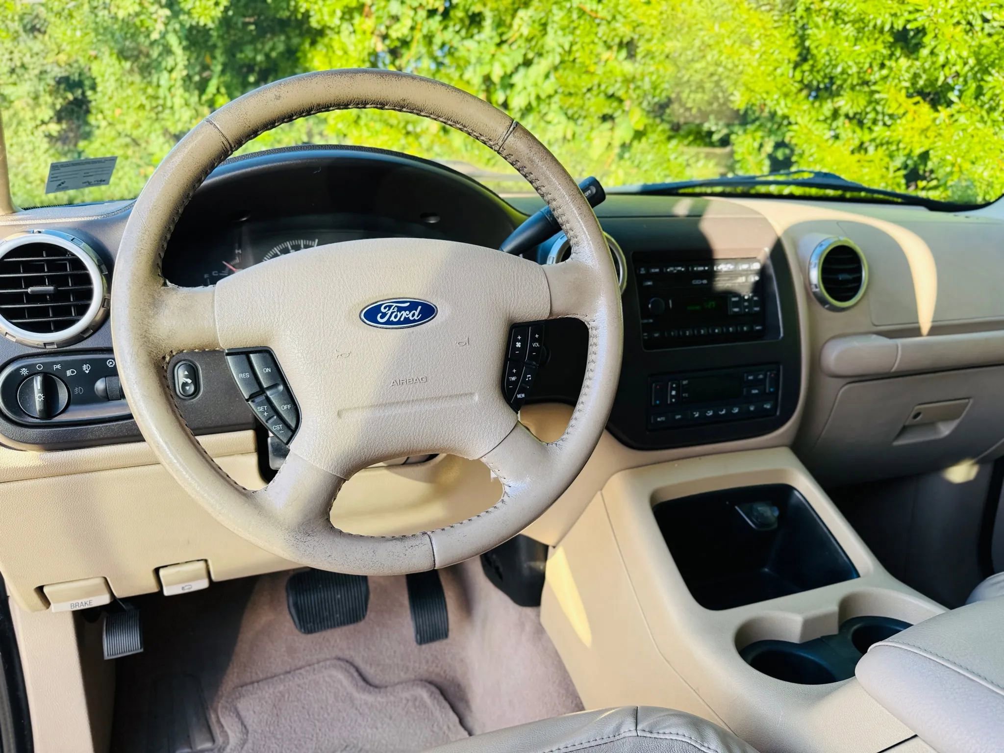 Used 2004 Ford Expedition Eddie Bauer image 61