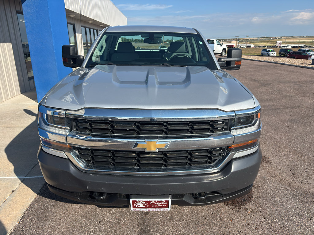 Used 2017 Chevrolet Silverado 1500 W/T AWD/4WD image 3