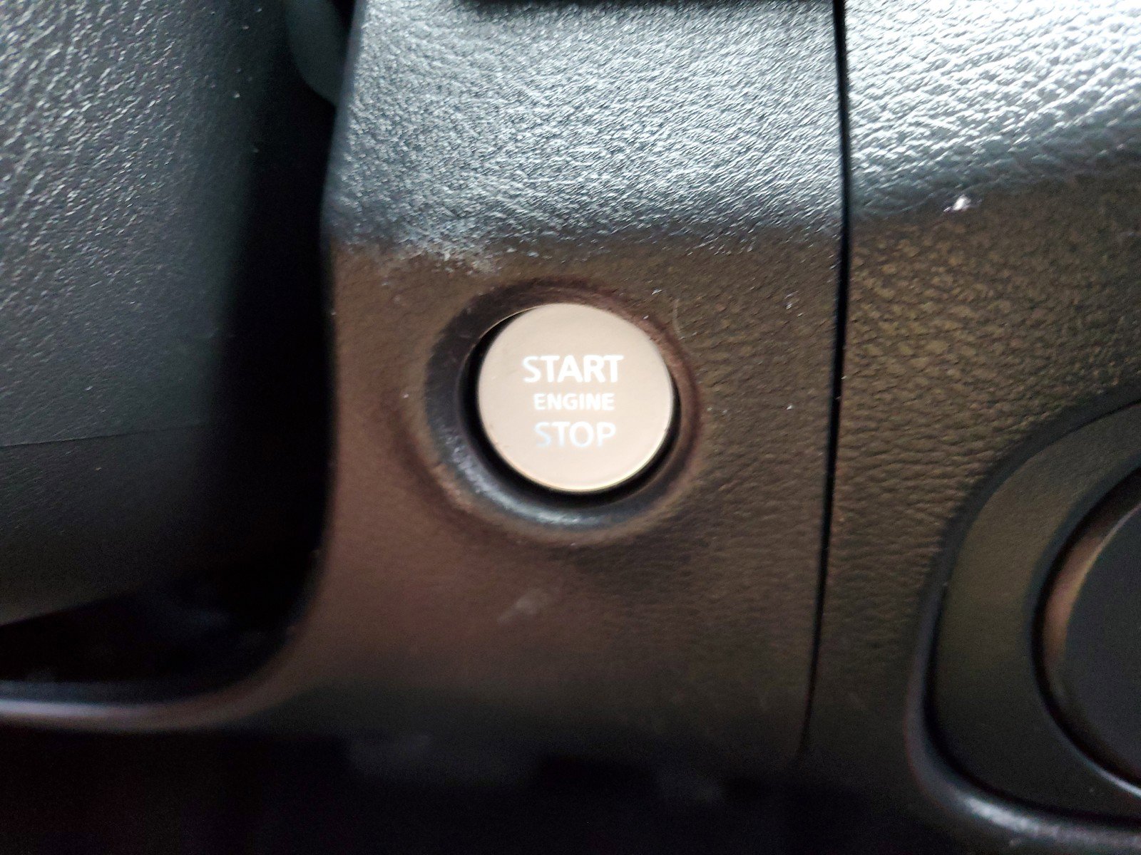 Used 2022 Nissan Frontier Pro-X image 26