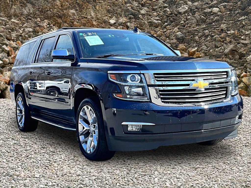 Used 2020 Chevrolet Suburban Premier image 10
