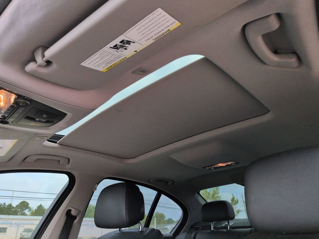 Used 2013 BMW 535i xDrive Sedan image 18