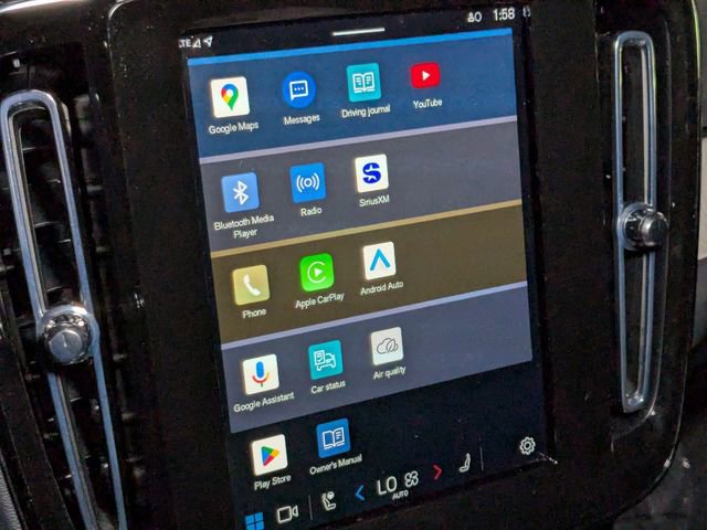 New 2025 Volvo XC40 B5 Ultra w/ Climate Package image 21