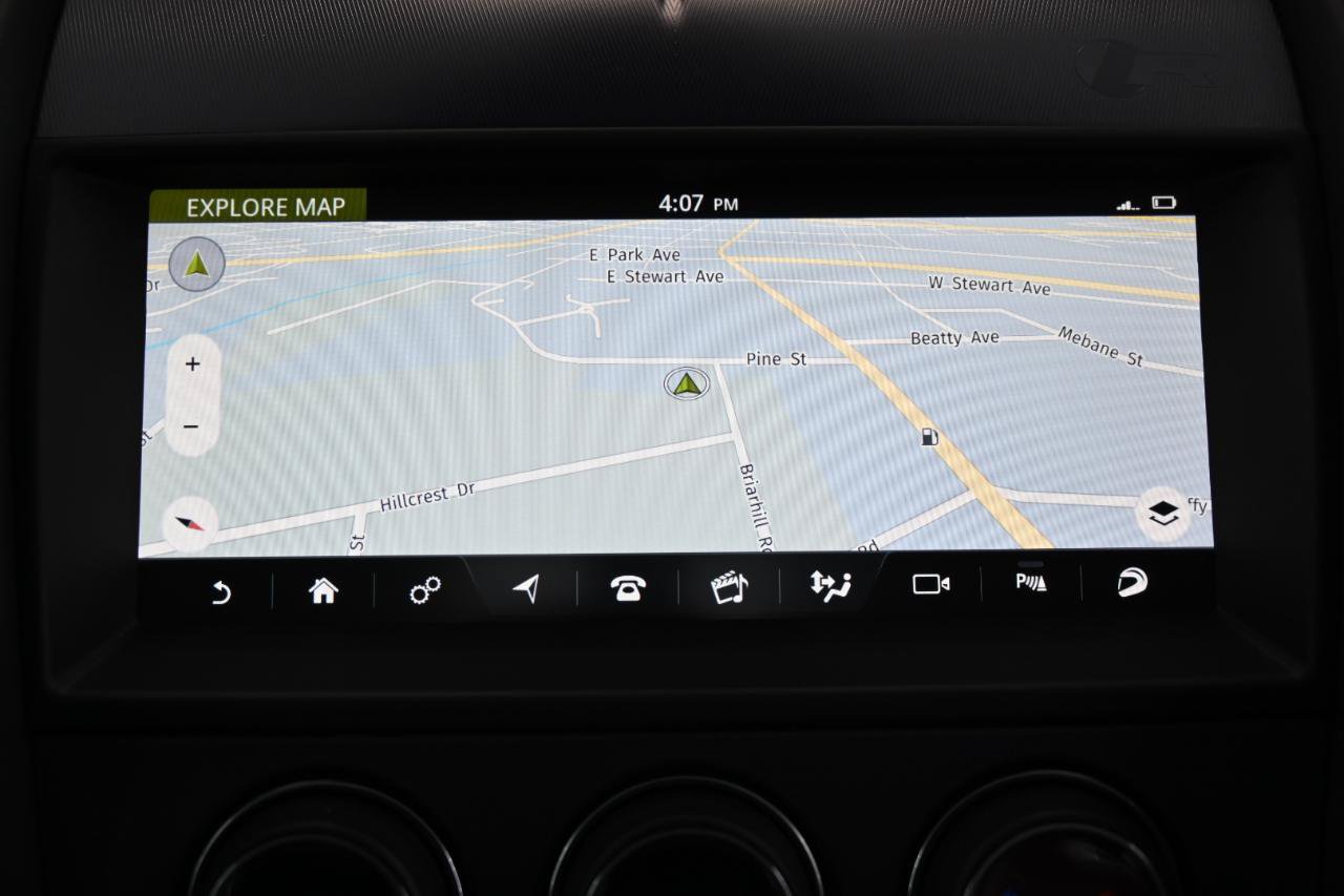 Used 2019 Jaguar F-TYPE R AWD/4WD image 33