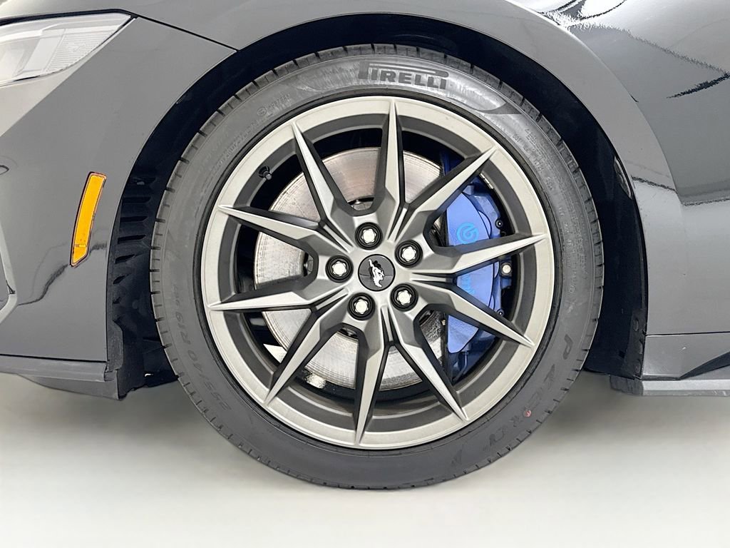 Used 2025 Ford Mustang Dark Horse image 30