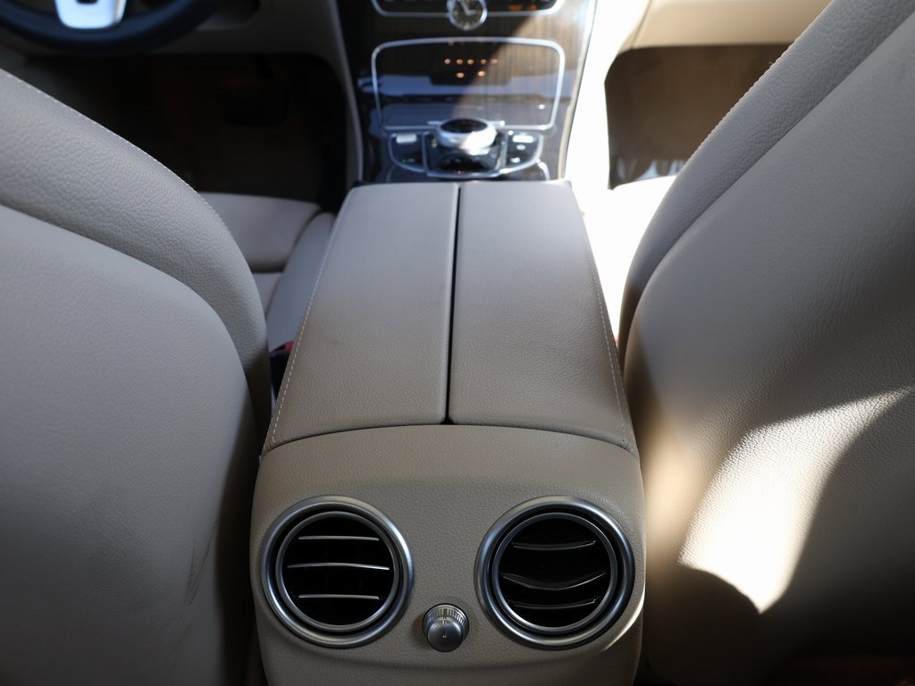 Used 2022 Mercedes-Benz C 300 Coupe image 26