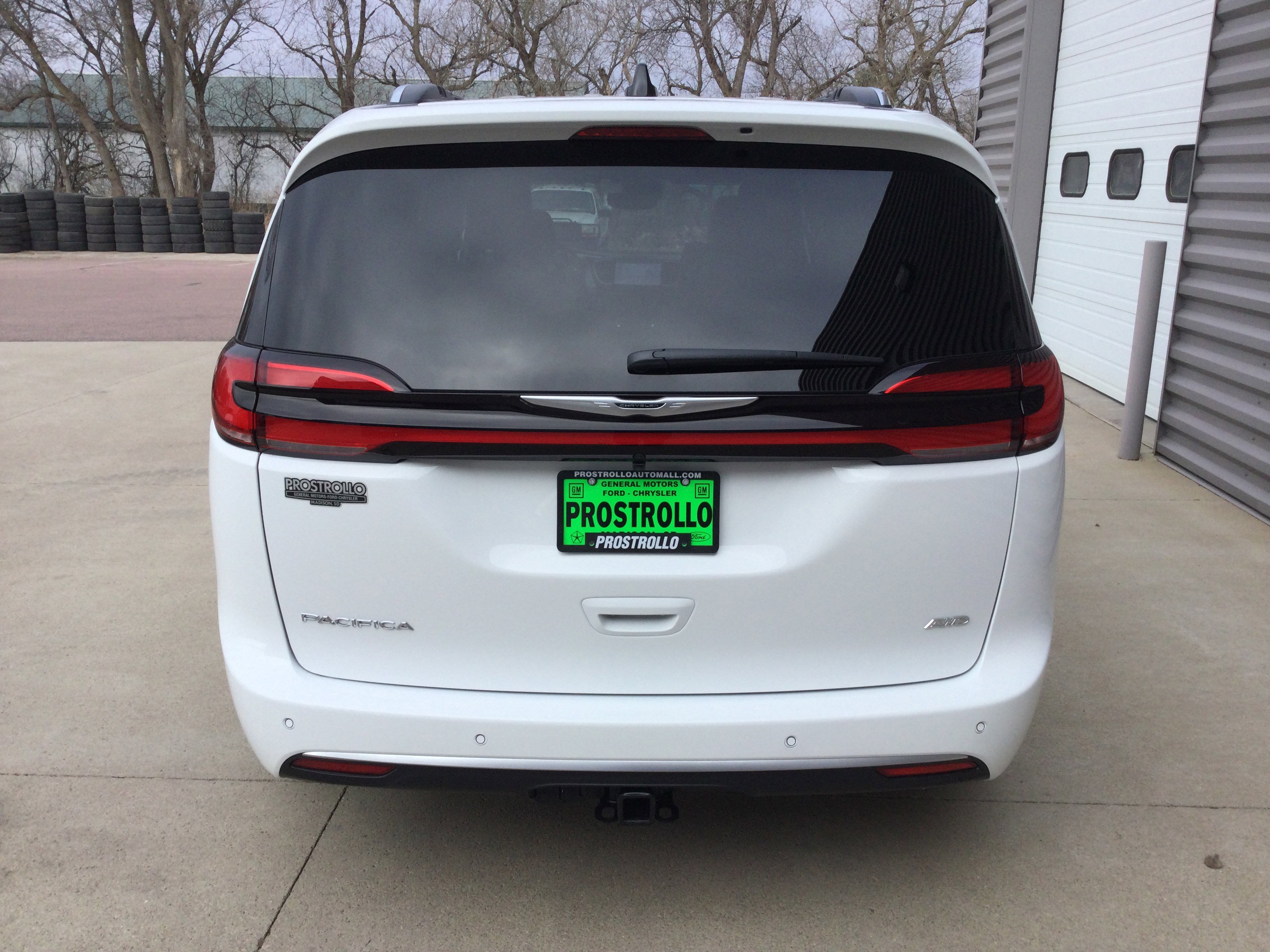 New 2026 Chrysler Pacifica Pinnacle AWD/4WD image 4