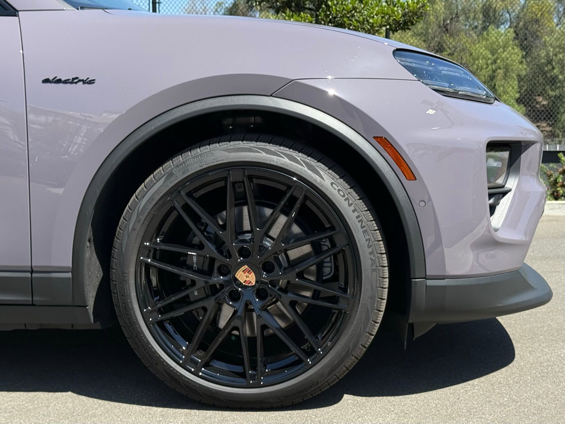 New 2026 Porsche Macan 4S Electric AWD/4WD image 12