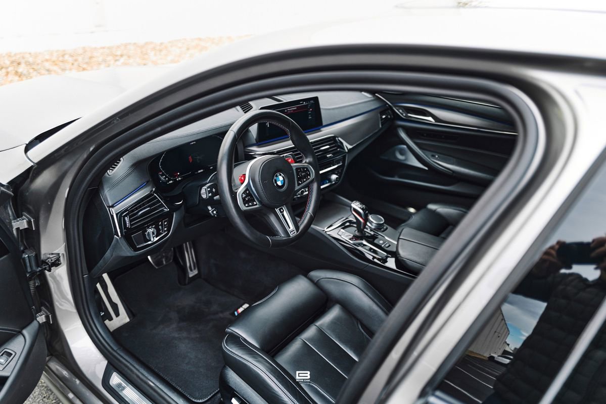 Used 2020 BMW M5 w/ Executive Package image 28