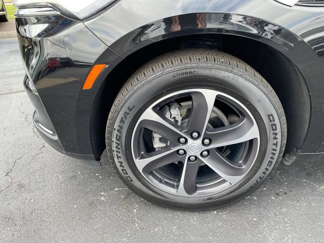 Certified 2022 Buick Enclave Essence w/ Sport Touring Edition FWD image 8